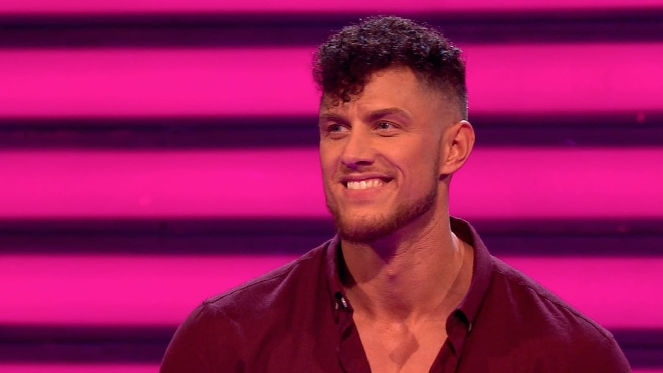  male strip show blog | Dreamboy James is on Take Me Out!